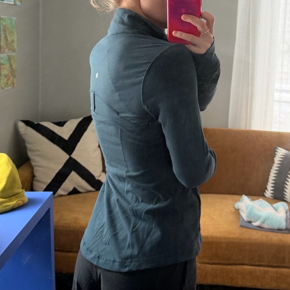 Lululemon Define Jacket - Picture 4 of 4